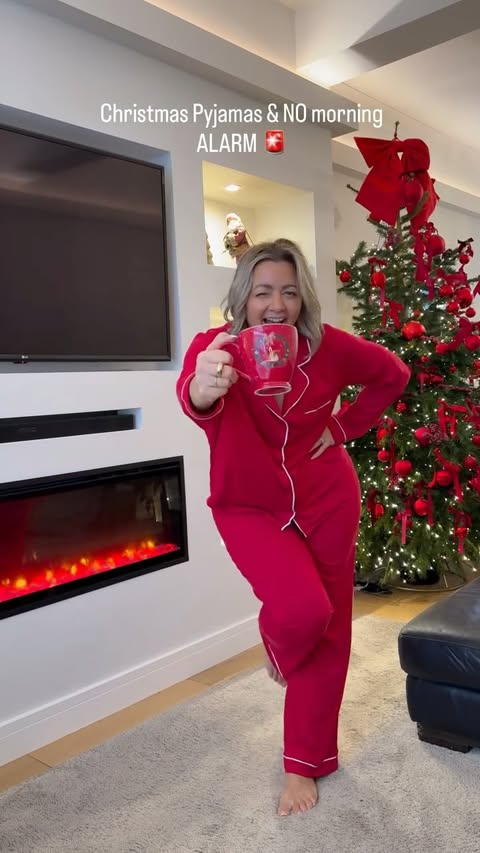 Instagram post by @suzie_mcb_x for John Lewis. Caption reads: What is your favourite part of Christmas??

For me....