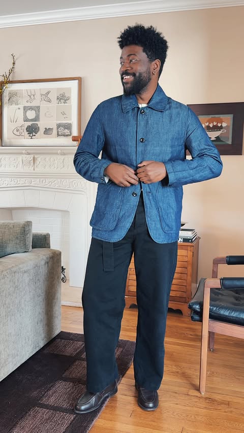 Instagram post by an influencer for Banana Republic. Caption reads: Once again, @bananarepublic is coming in hot for....
