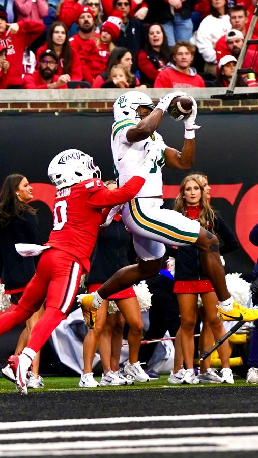 Instagram post by @baylorathletics for Allstate. Caption reads: Saturday’s @allstate Good Hands Catch of the Game:....