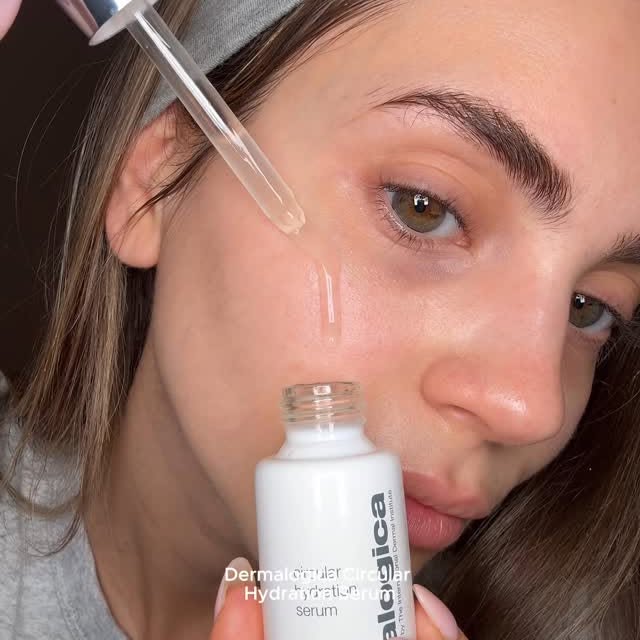 Instagram post by @meliscifcili for dermalogica. Caption reads: Simple and effective @dermalogica faves that have....