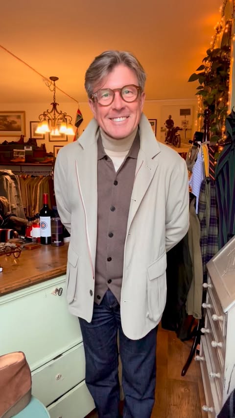 Instagram post by @ignoreatyourperil for Barbour. Caption reads: [...] and suede down below…

Kit ~ in store

Wax....