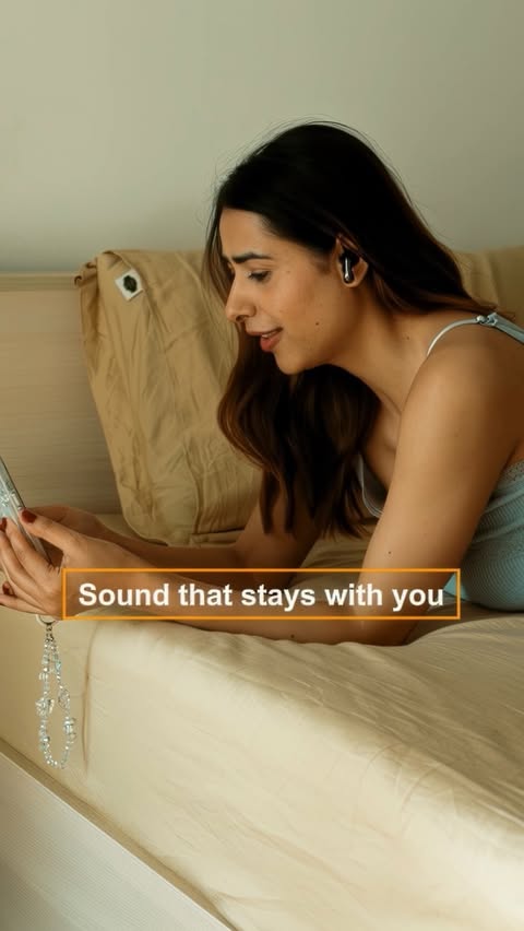 Instagram post by @priyankaraghuvanshiii for FIRE-BOLTT. Caption reads: [...] Now available on Amazon.in and Fireboltt.com....