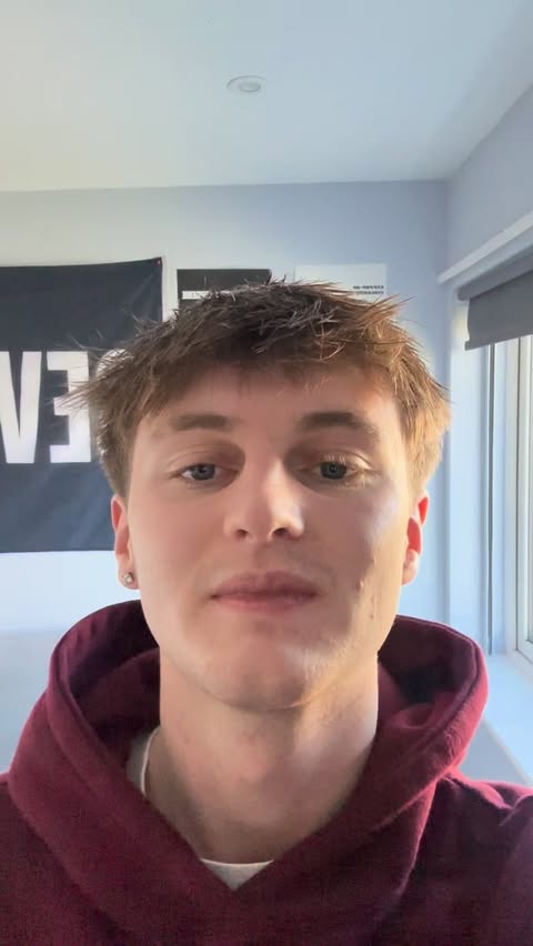 Instagram post by @ronancurley7 for Deliveroo. Caption reads: [...] all students in Ireland! 

Sign up to....