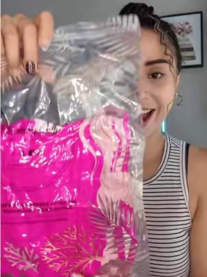 TikTok post by @_crystalochoa_ for Jellywood. Caption reads: [...] #momapprovedswimwear @Jellywood_.