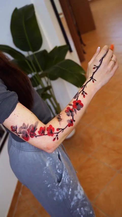 Instagram post by @luigimansi_ for World Famous Tattoo Ink. Caption reads: 🤯 This tattoo is different from what I usually....