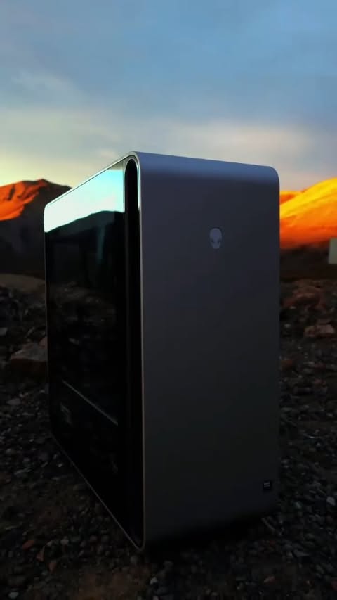 Instagram post by @liddlestv for ALIENWARE. Caption reads: [...] my workflow productivity. @intelanz....