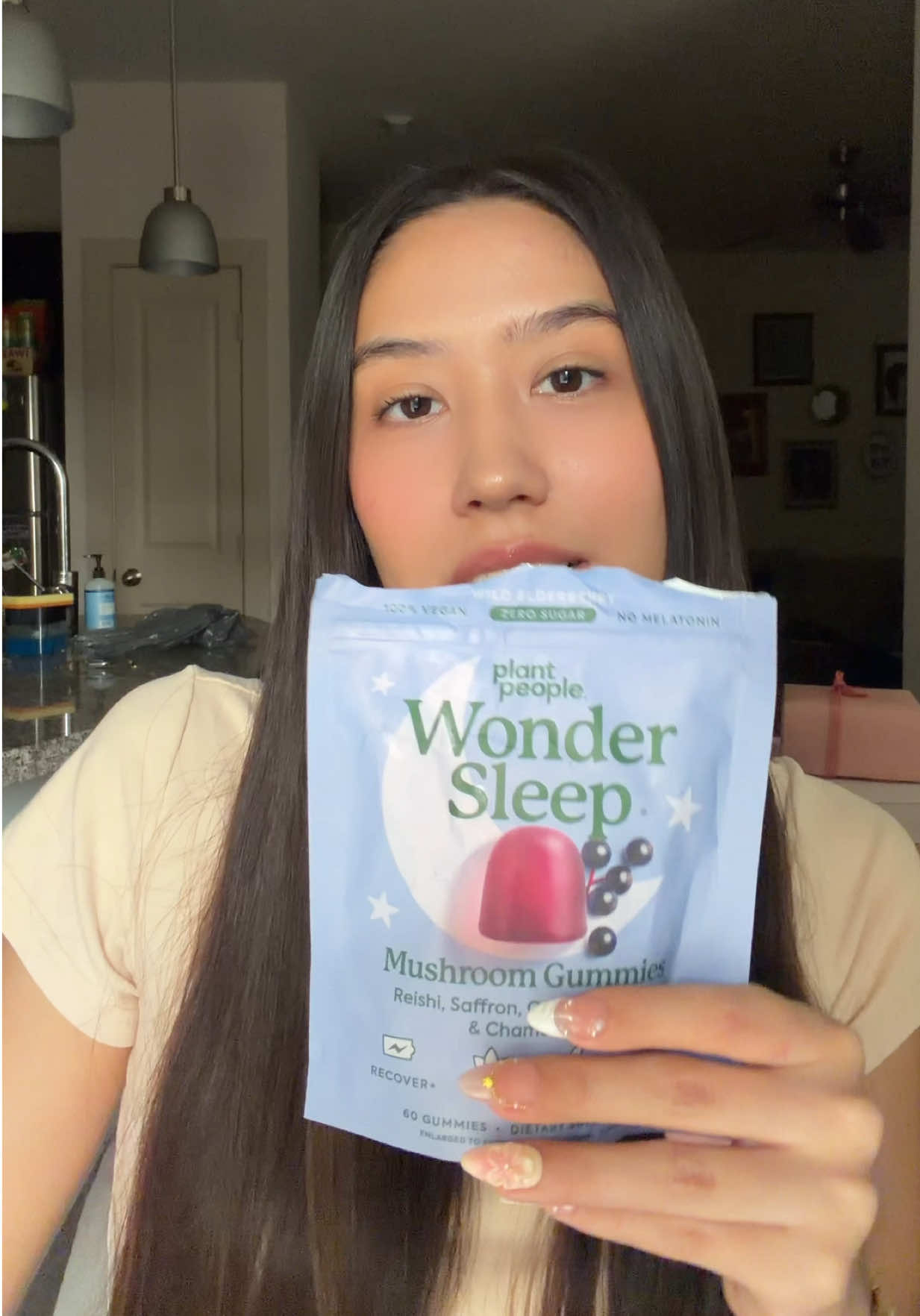 TikTok post by @annaleesah for Plant People. Caption reads: These @Plant People sleep gummies are so helpful....