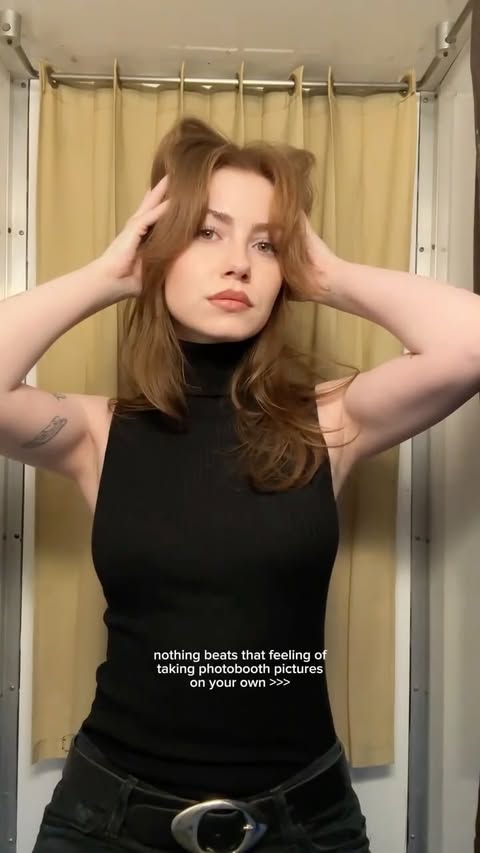 Instagram post by @fayeomm for Harrods. Caption reads: [...] emerald fragrance

discover now at @harrods....