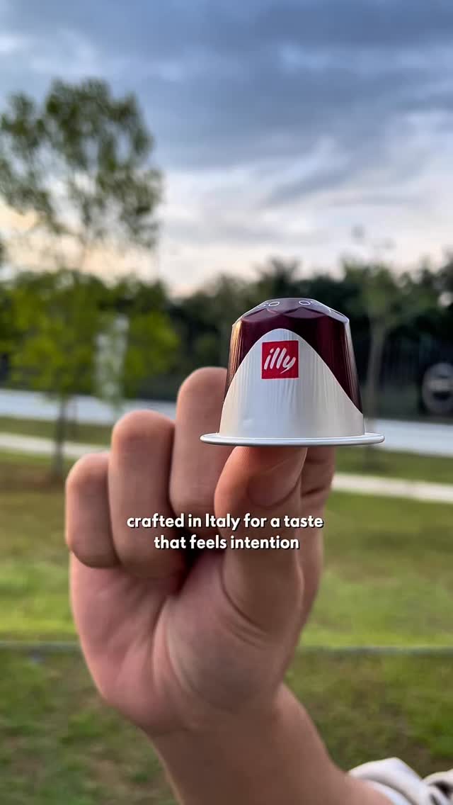 Instagram post by @ash_rafflynn for illy. Caption reads: [...] Finally home. My quiet moment, powered by....