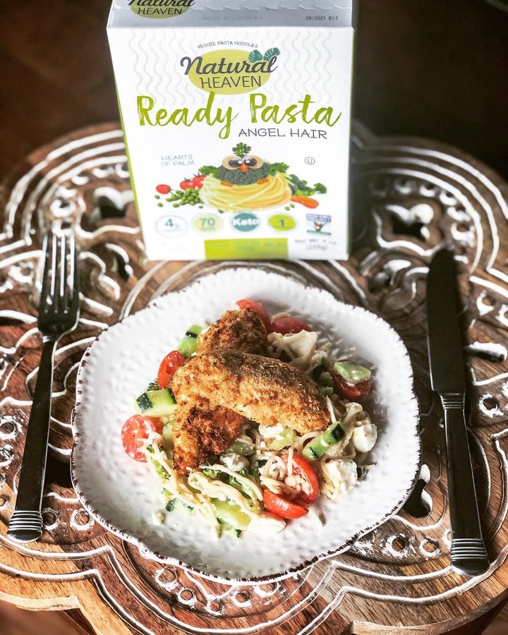 Instagram post by @laurin.bae for Natural Heaven. Caption reads: Jay-z & Beyonce have some serious competition....