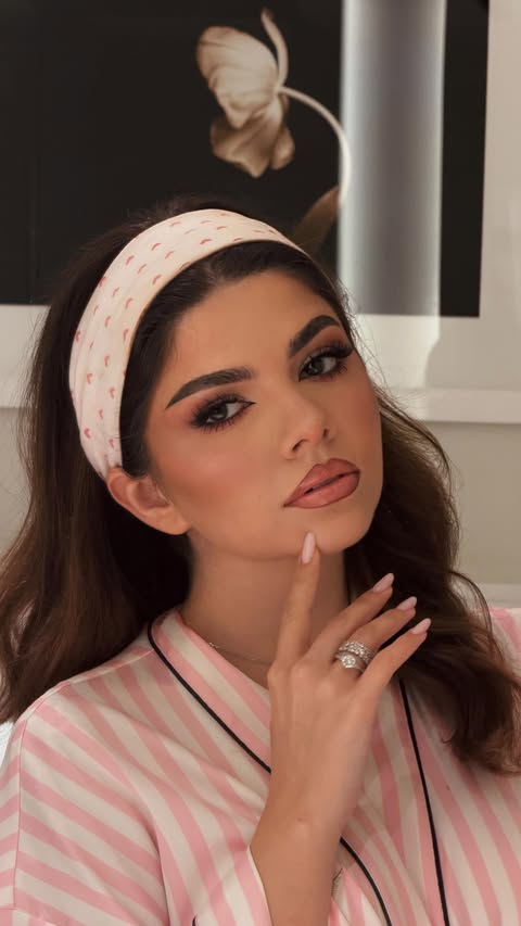 Instagram post by @cezaracristescu for IT Cosmetics. Caption reads: really missed a good & fun makeup....