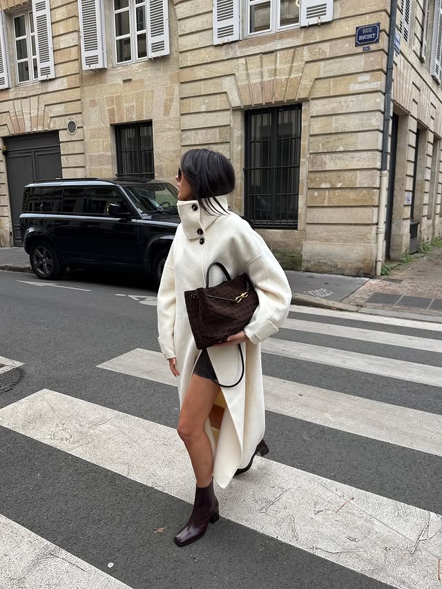 Instagram post by @lisagermaneau for Odaje. Caption reads: christmas is just around the corner @odaje_paris....