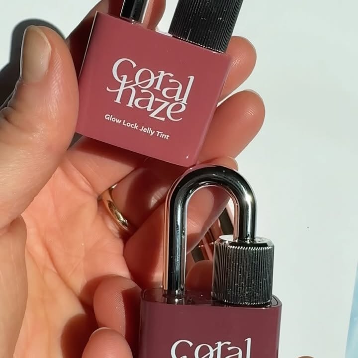 Instagram post by @chofulloflove for Coral Haze. Caption reads: ⏳ Want lip color that stays vibrant and glossy for....
