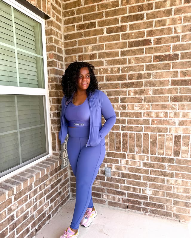 Instagram post by @janice_simeon_ for Fabletics. Caption reads: #fableticspartner POV: You find the activewear....