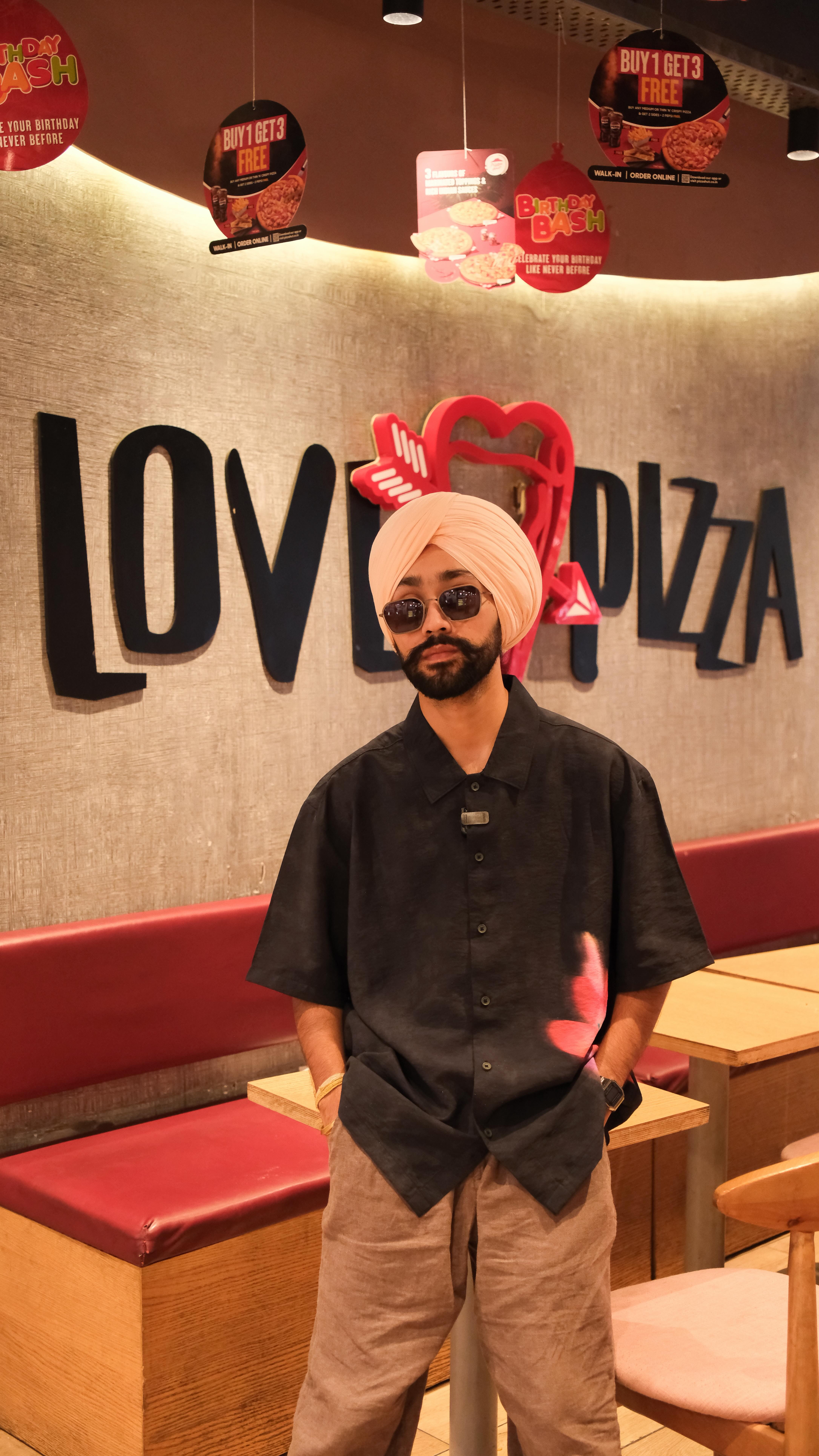 Instagram post by @im_rajanluthra for Pizza Hut. Caption reads: Pizza Hut laaya hai ek dhamakedaar treat — Buy 1,....