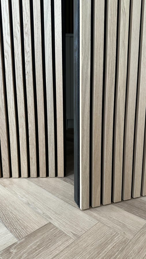 Instagram post by @inside_hannahs_home for Naturewall. Caption reads: [...] had the opportunity to work alongside....