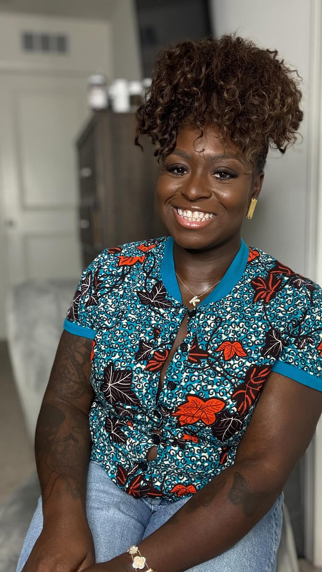 Instagram post by @auntykelechi for Canvas Beauty Brand. Caption reads: #SignatureScent today is brought to you by....