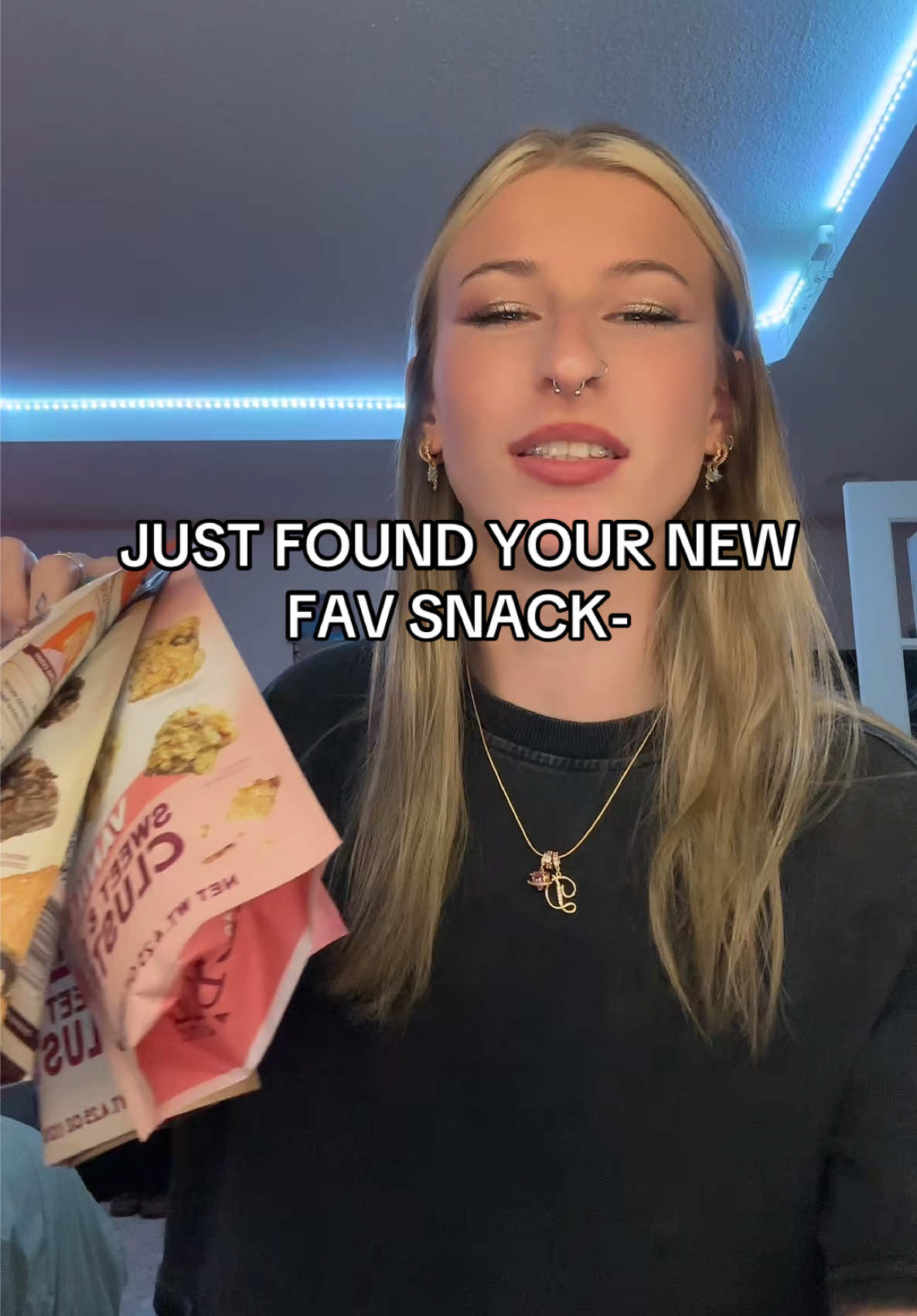 TikTok post by @testytess for Chunk Nibbles. Caption reads: these are sooo gooodddd @Chunk Nibbles #fyp....