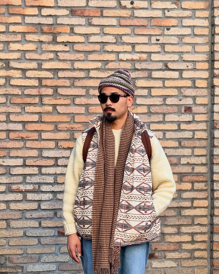 Instagram post by @yanai.jun1 for Danner. Caption reads: [...] #bexhillcourt #standardsupply #oakley....