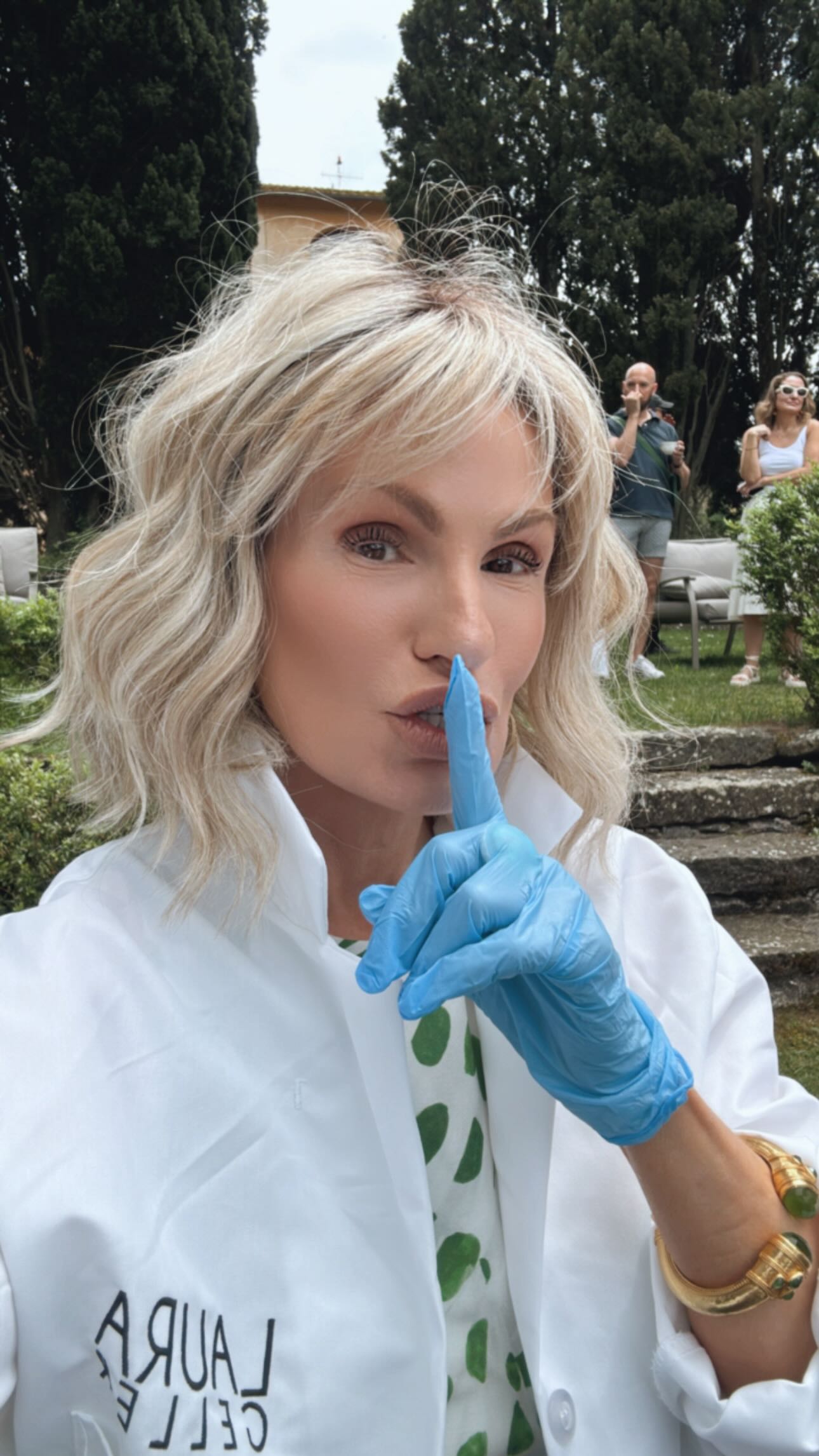 Instagram post by @oysterstopearls for – Laura Geller. Caption reads: Back from the archives, and back from Italy. 🇮🇹....