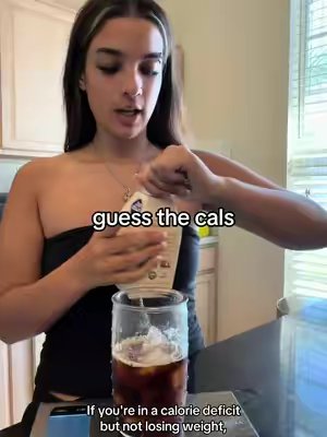 TikTok post by @everlymoon for Etekcity. Caption reads: #caloriedeficit #weightloss #foodscale....