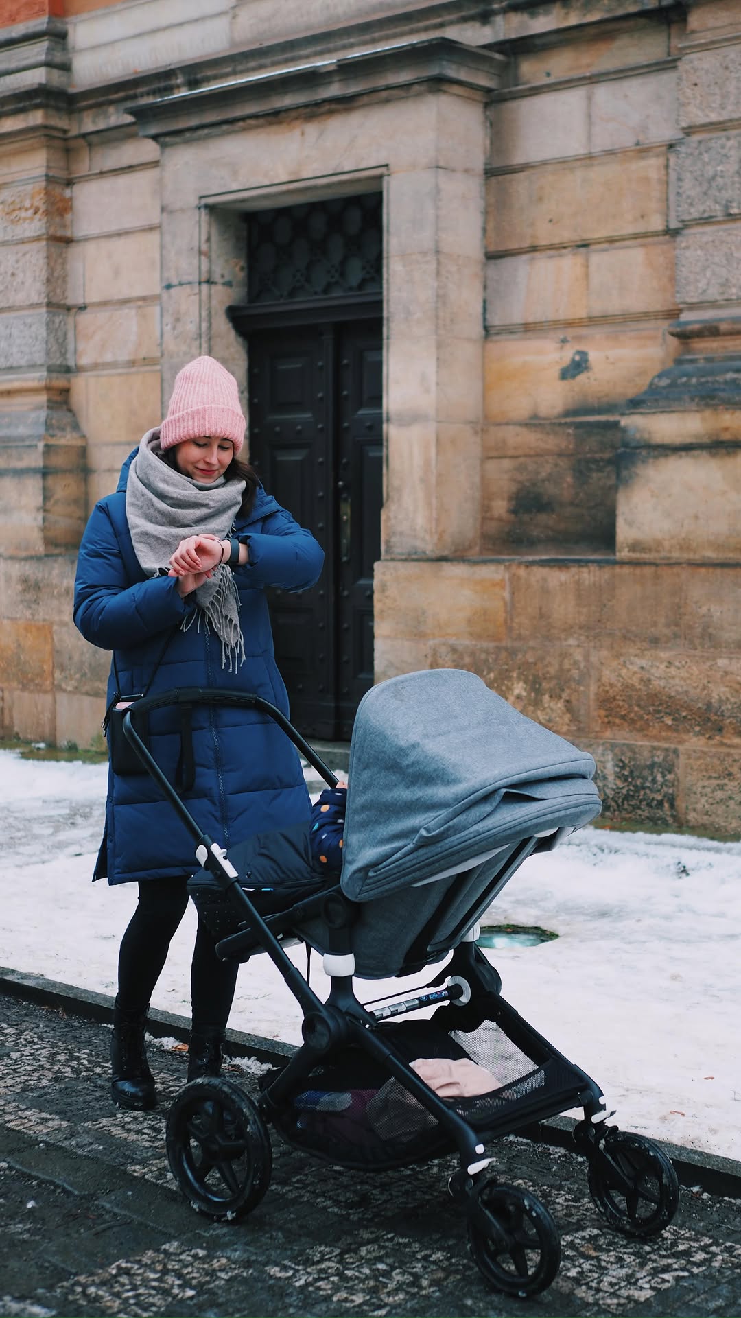 Instagram post by @luciegranova for Fitbit. Caption reads: Fitbit už ode mě asi znáte, protože ty hodinky....