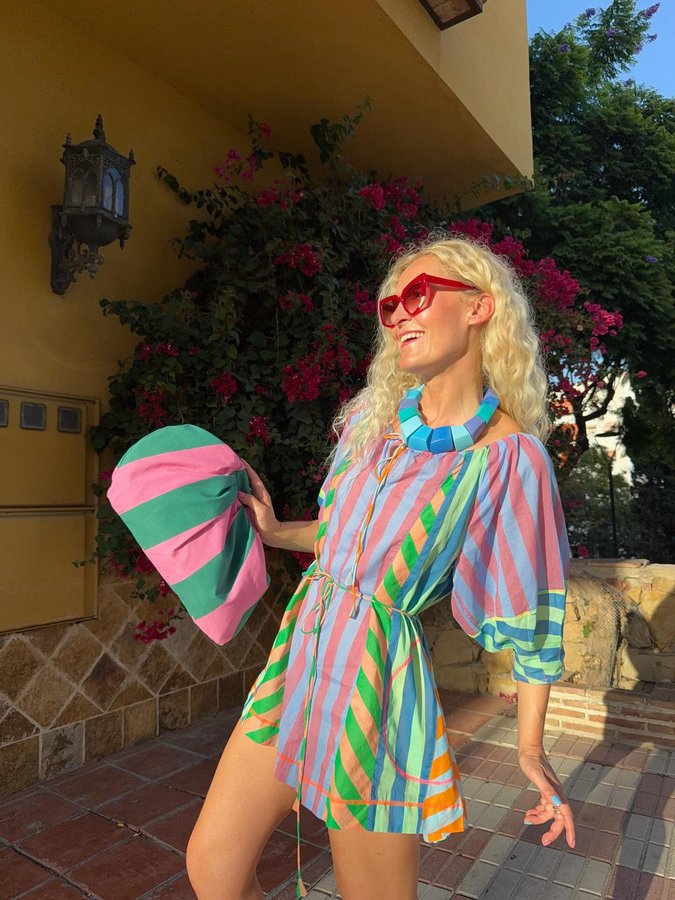 Instagram post by @muggemugge for Charlotte Stone. Caption reads: [...] tags 

🌈: @boomshankarclothing
👡:....