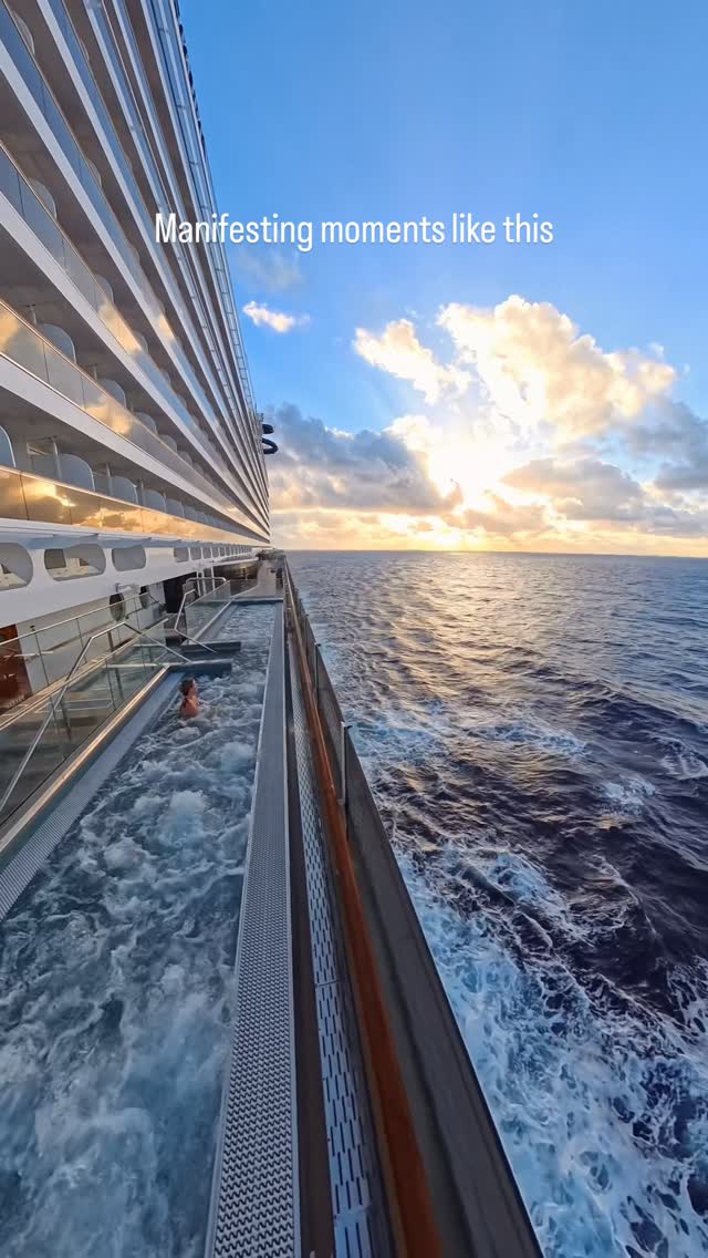 Instagram post by @paulo.travels for MSC Cruises. Caption reads: [...] Cruises! 😍

🛳️ MSC Seashore....