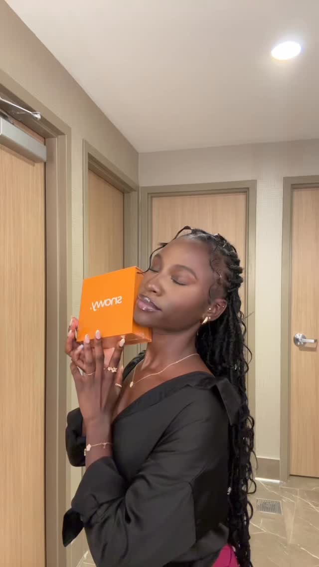 Instagram post by @msjaniyahh for Snowy Care. Caption reads: ✨ Comfort meets convenience ✨
I’ve been testing....