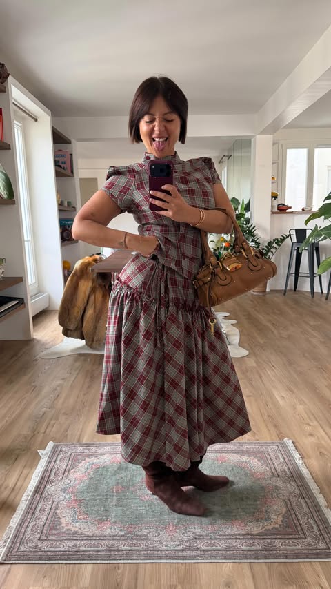 Instagram post by @paulinecharbit for La Redoute. Caption reads: how I style my appartment @laredoute ✨....