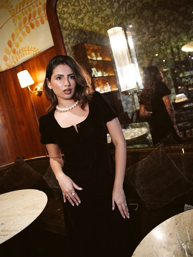 Instagram post by @aashnahegde for Gap Inc.. Caption reads: felt like a @gapindia kinda Diwali ✨

#diwali....