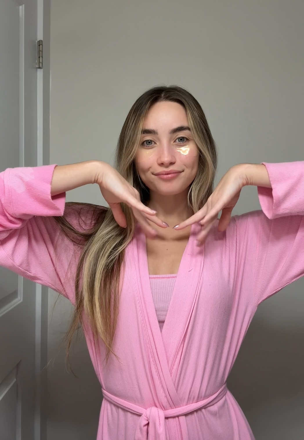 TikTok post by @ashlyn_bischoff for DERMA•E. Caption reads: [...] for glowy skin @DERMA E #ad #glowyskin....