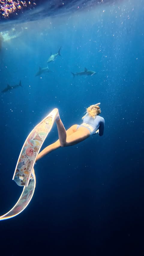 Instagram post by @itsalyssablake for Groupon. Caption reads: When you still need a thoughtful holiday gift…....