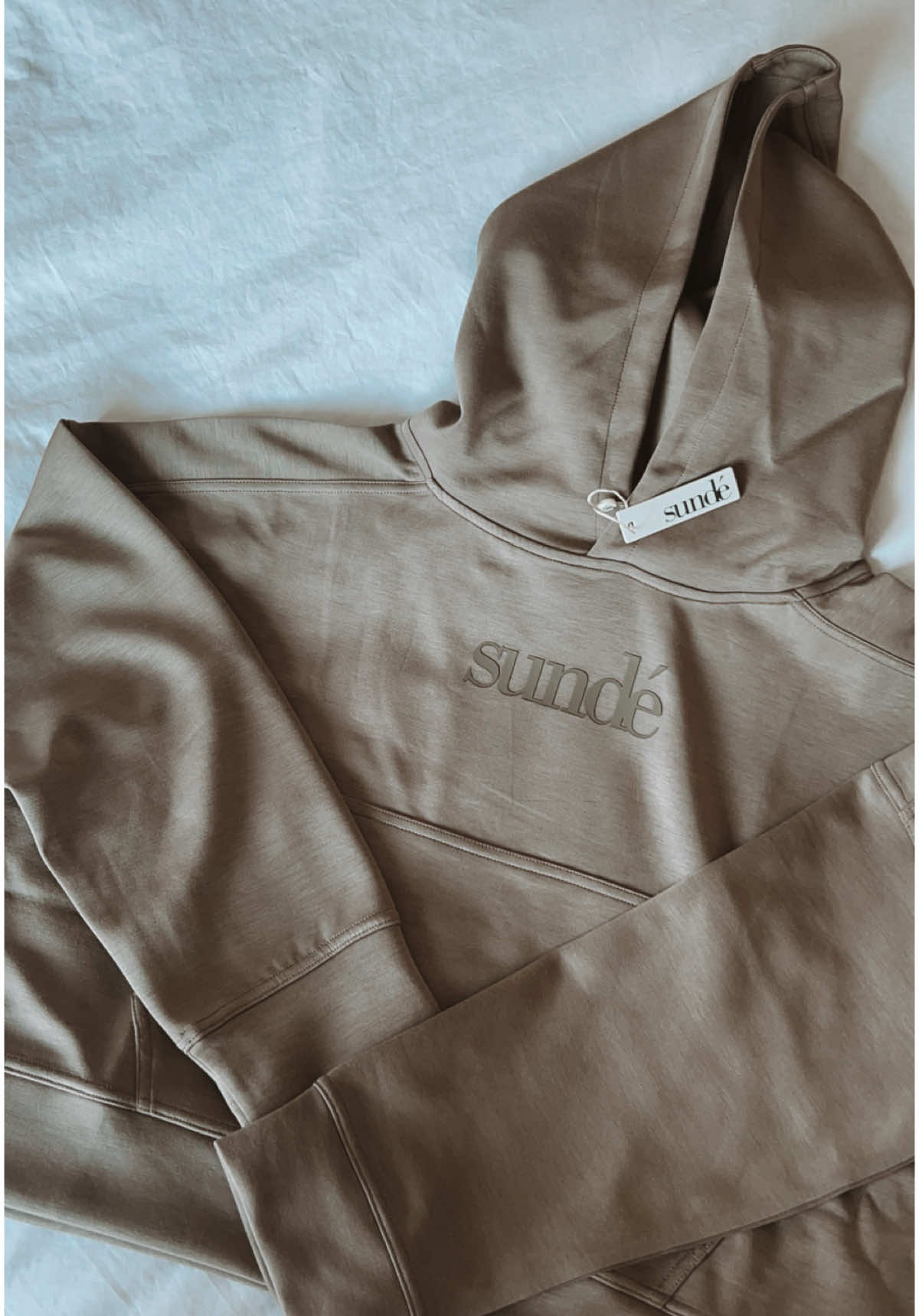 TikTok post by @aimeegardiner570 for Sunde Apparel. Caption reads: @sunde.lounge have my heart & have 30% off for the....