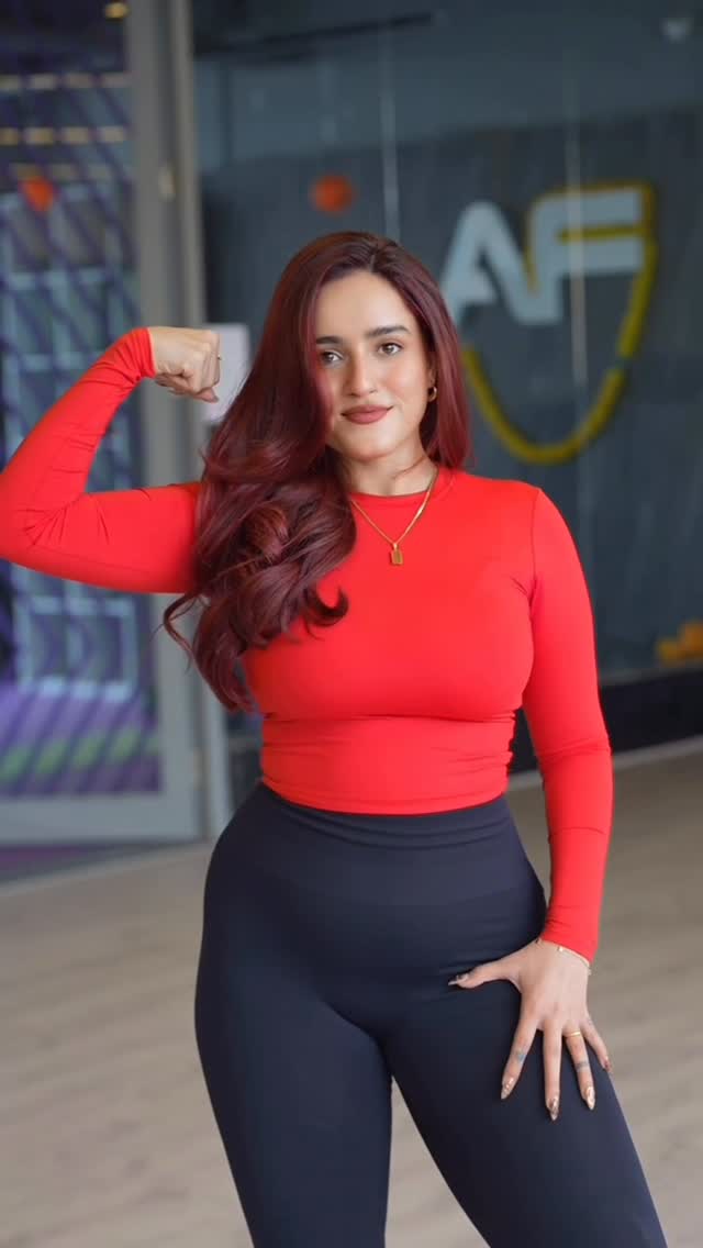 Instagram post by @reenuthakur21 for Pintola. Caption reads: Enjoy the crunch of @pintola.in high-protein dark....