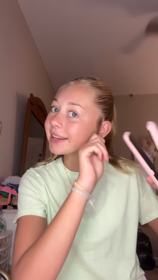 Instagram post by @filmedbybrookexo for Hard Candy. Caption reads: draft from thursday!! 

@hardcandylife thank....