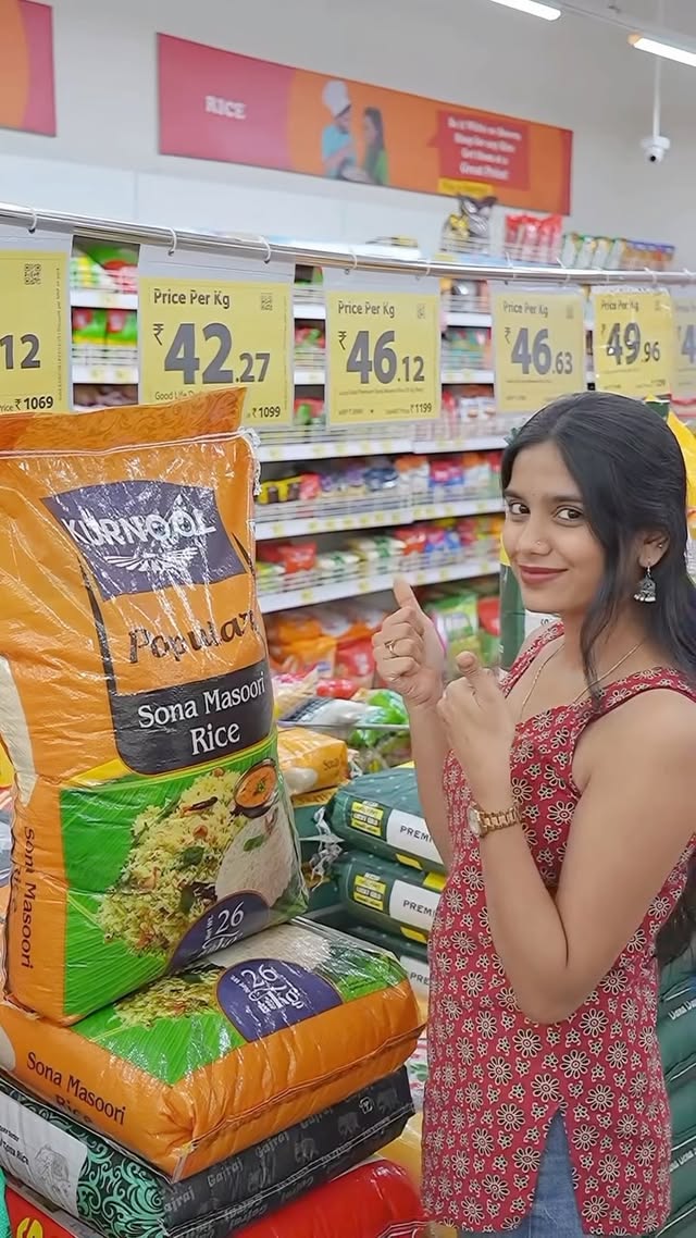 Instagram post by @akshitha_bhonsle for SMART Bazaar. Caption reads: [...] celebrate bigger savings at Smart Bazaar!....