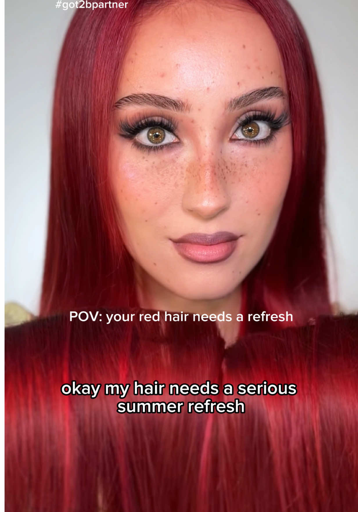 TikTok post by @alexluvsmakeup for Krosse Kerle Kartoffelchips. Caption reads: #got2bpartner @got2bUSA Metallics™ in Cherry Red....