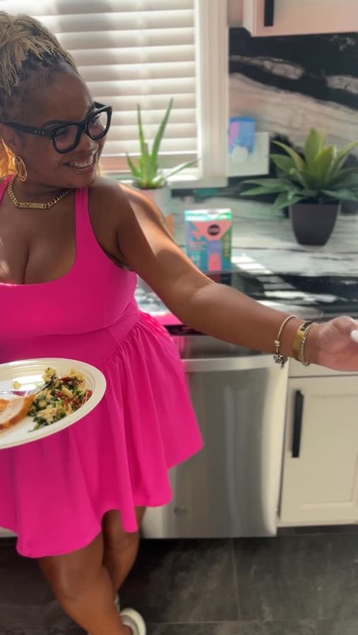 Instagram post by @justshanae for STEMforBugs. Caption reads: #STEMPartner A fly in my kitchen? STEM said: “Not....