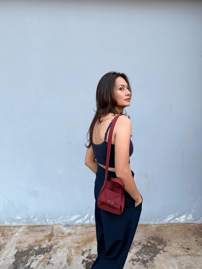 Instagram post by @raihaanun for Beyond The Vines. Caption reads: [...] ini: micro, maroon and my @beyondthevines ✨....