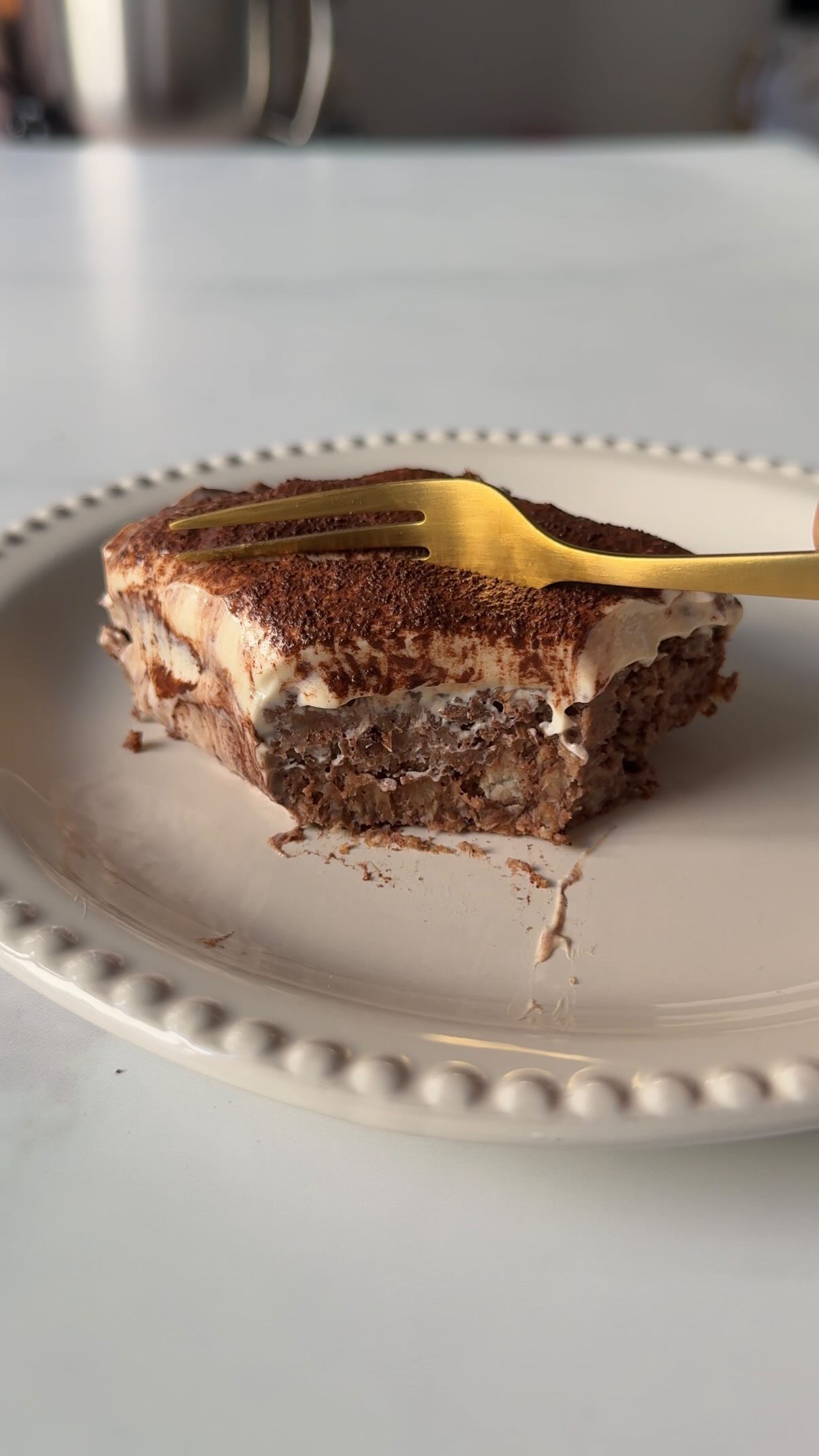 Instagram post by @chenoahill for Naked Harvest Supplements. Caption reads: mocha tiramisu baked oats 🤎 it’s basically cake....