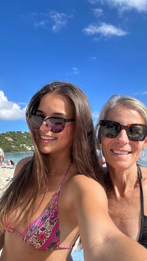 Instagram post by @oliviahr for Personalization Mall. Caption reads: @pmallgifts has the best assortment of Mothers Day....