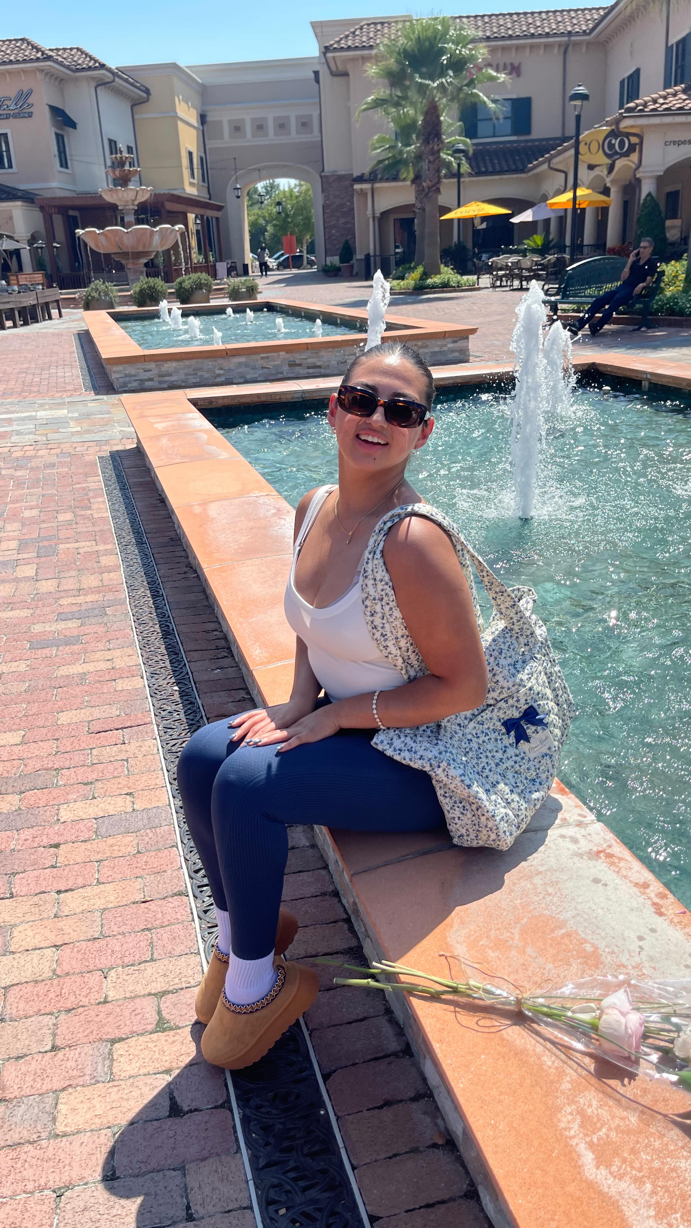 Instagram post by @forevergoldie_ for Moon Nude. Caption reads: [...] code : MELISSA15AH
#mnpartner....