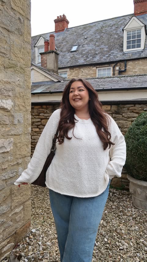 Instagram post by @shannon.futcher for FatFace. Caption reads: [...] and timeless fashion that fits - @fatface....