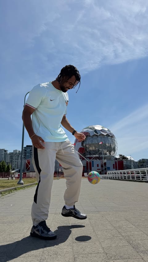 Instagram post by @sebelimbi for Sport Chek. Caption reads: [...] to Vancouver. Close enough. 🇫🇷 @SportChek....