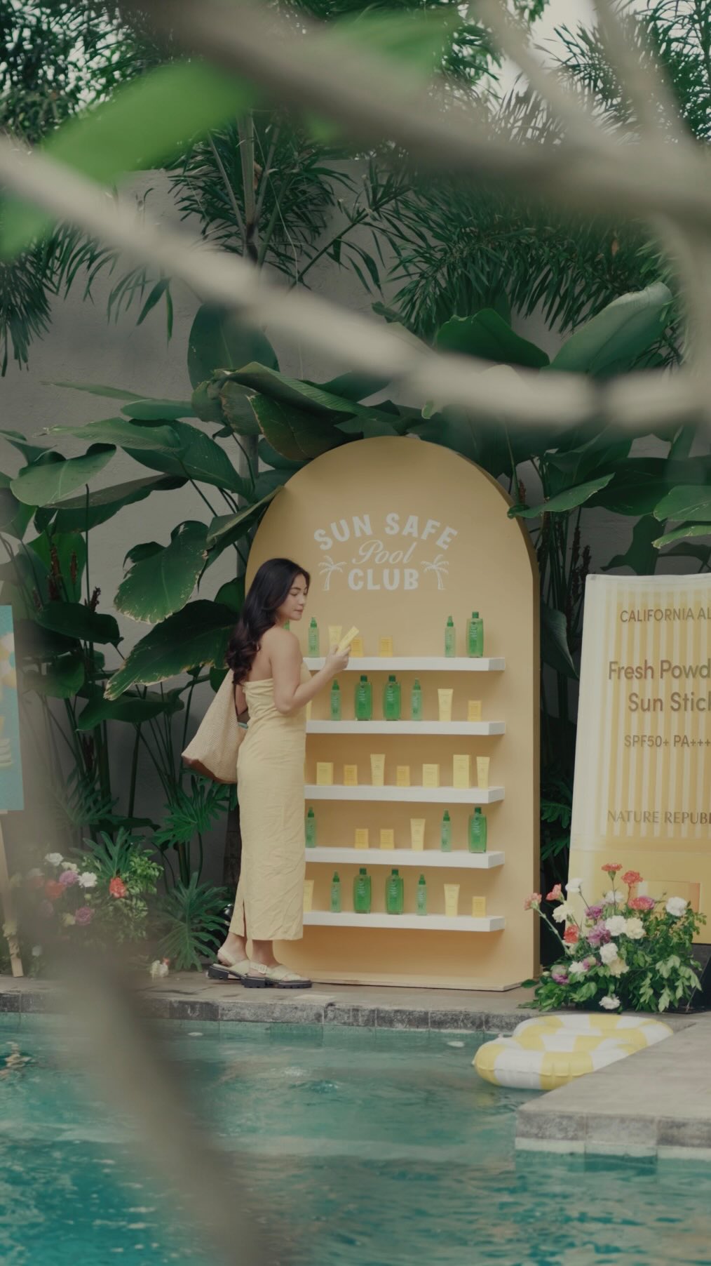 Instagram post by @rosellevytiaco for Nature Republic. Caption reads: Welcome to the Sun Safe Pool Club! 🌞....