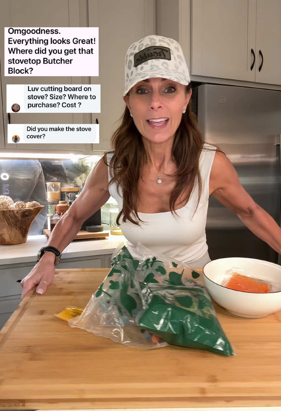 TikTok post by @maryschrank for Kikcoin. Caption reads: [...] #cuttingboard #kitchen #kitchengadgets....