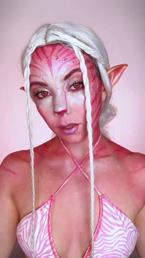 Instagram post by @rinadiamant for PinkyParadise. Caption reads: [...] make it SFX
Pink Avatar made with love....