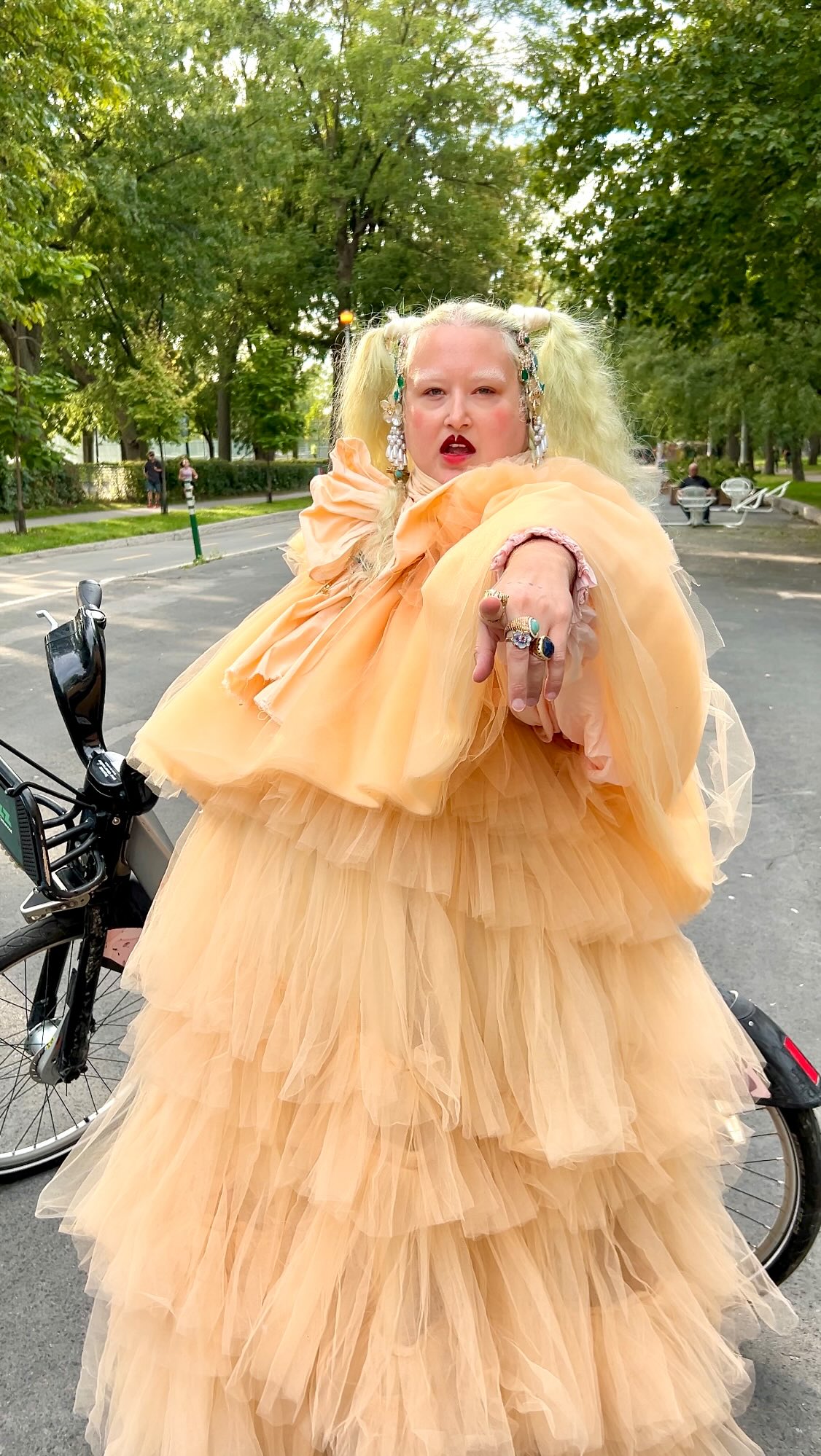 Instagram post by @emiliafarts for Snag Tights. Caption reads: I am absolutely delighted that I’m free to....