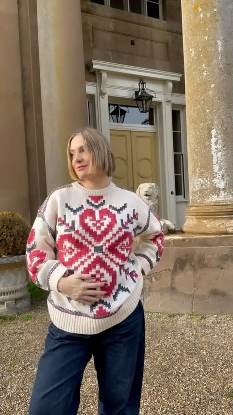 Instagram post by @thepascaleedit for FatFace. Caption reads: [...] begins. These super comfy pieces from....